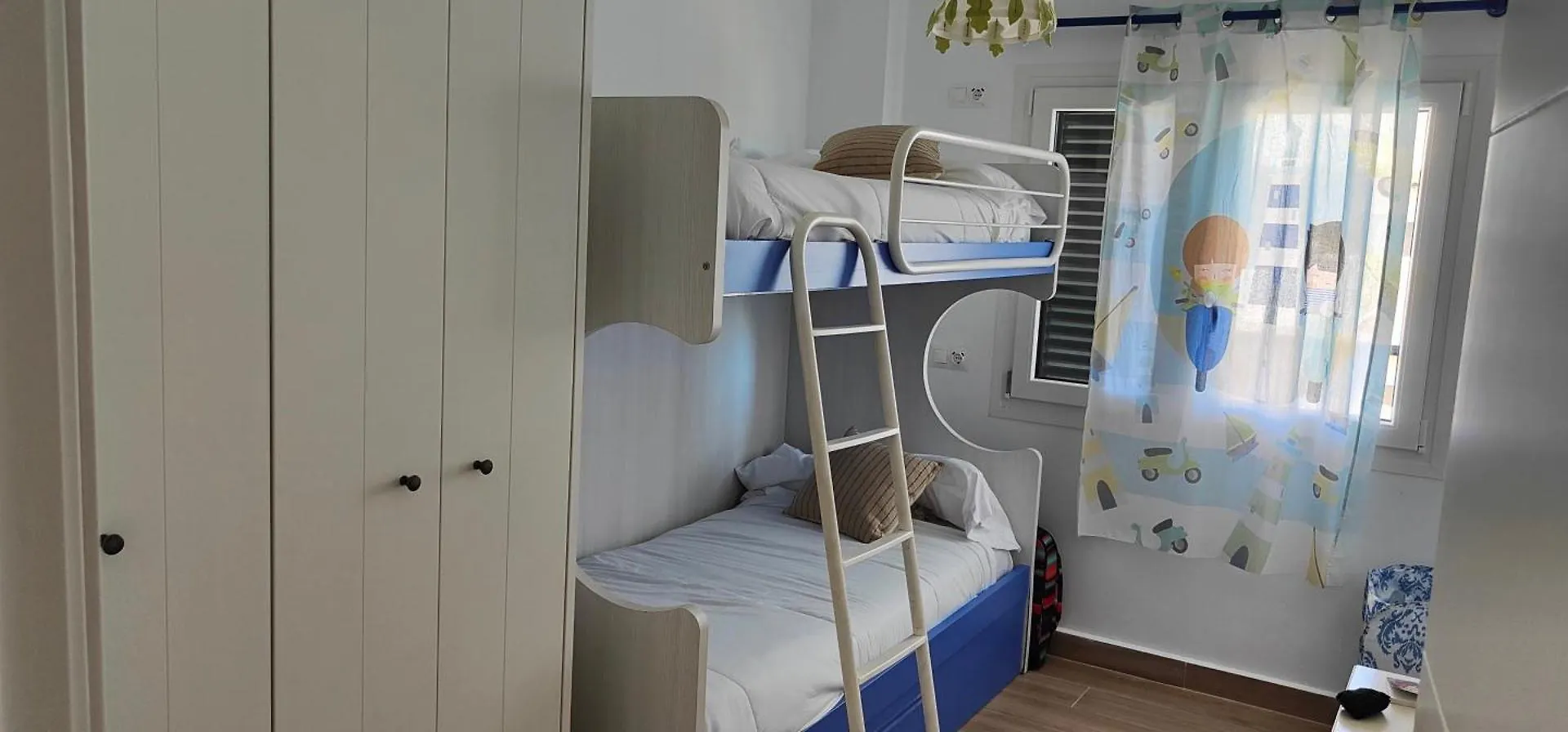 Apartment Aticos Primera Linea En Zahara De Los Atunes Spain